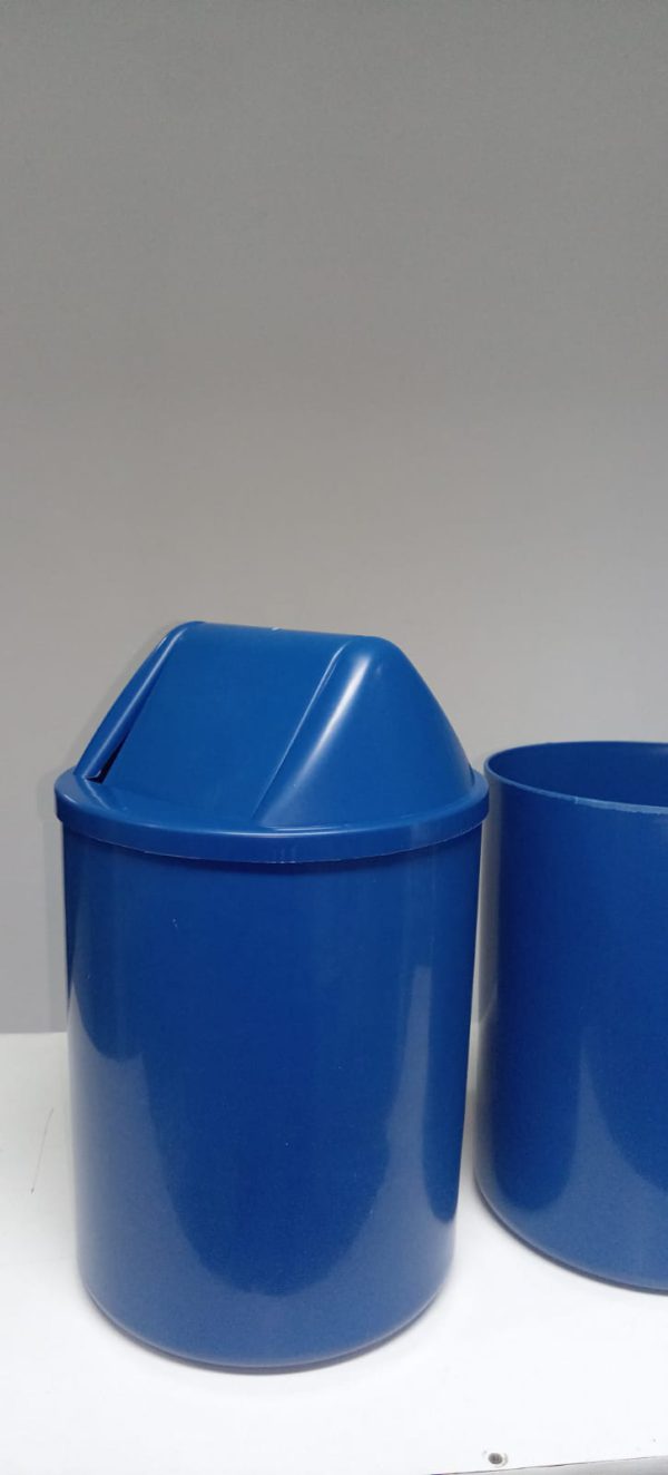 Basurero Plastico T/Basculante 12 L - Imagen 3
