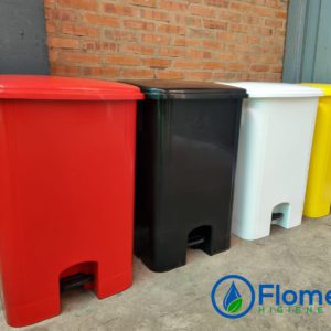 Basurero Pedal BRAL, 100 L.