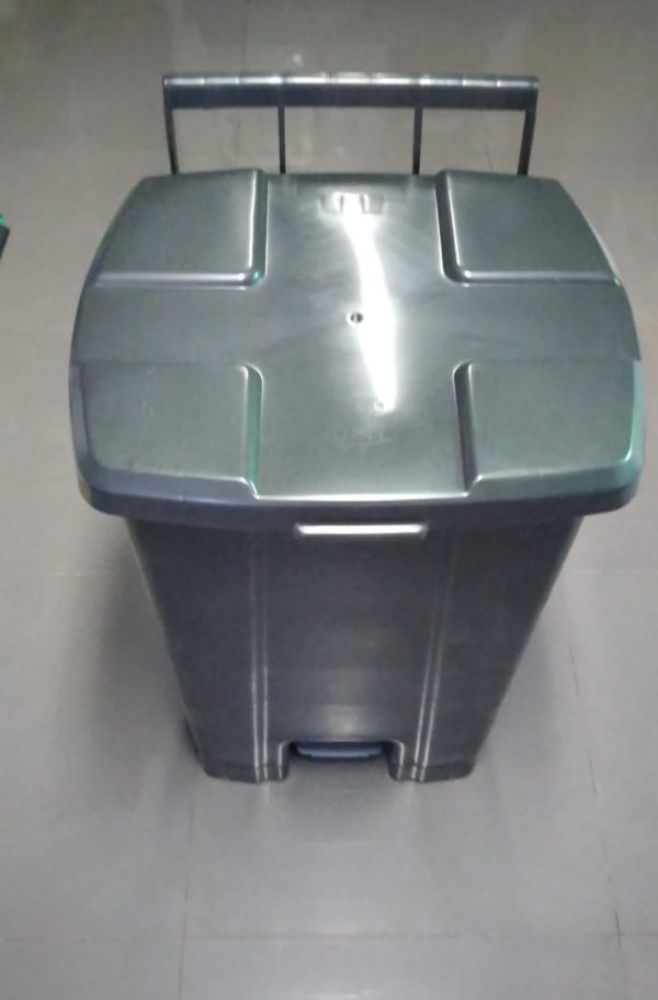 Basurero Pedal con ruedas Negro SPS, 100 L - Imagen 3